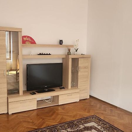 Appartamento A&L House Braşov Esterno foto