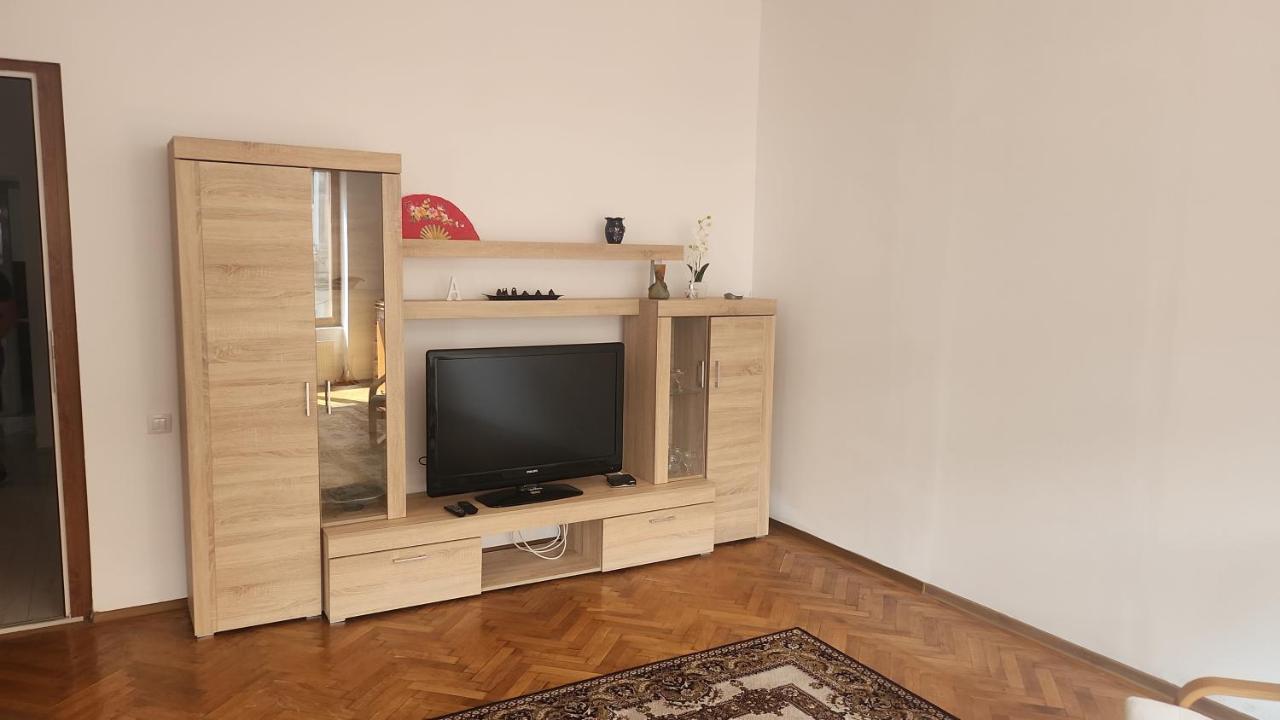 Appartamento A&L House Braşov Esterno foto